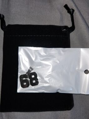 #68 Pendant And Chain